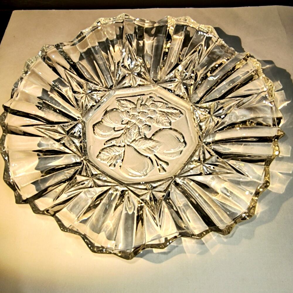 1293.  Pioneer Ruffled Bowl by Federal Glass